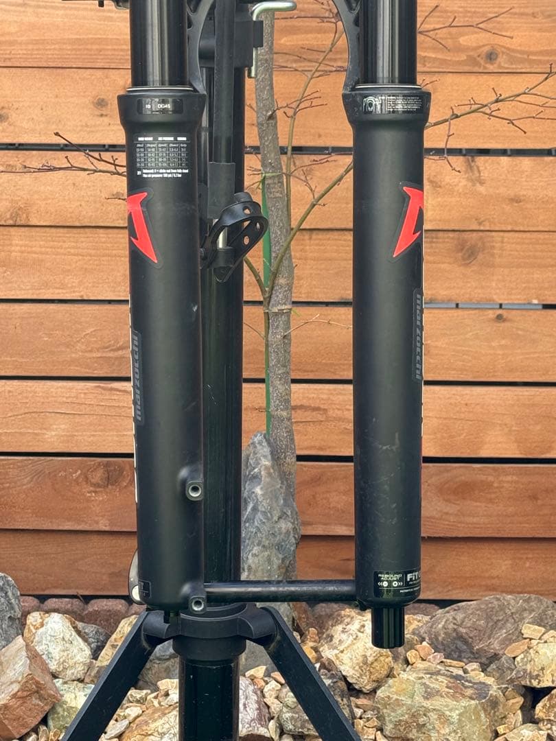 パーツ Marzocchi Bomber Z1 29/27.5+ 18.2cm 170T