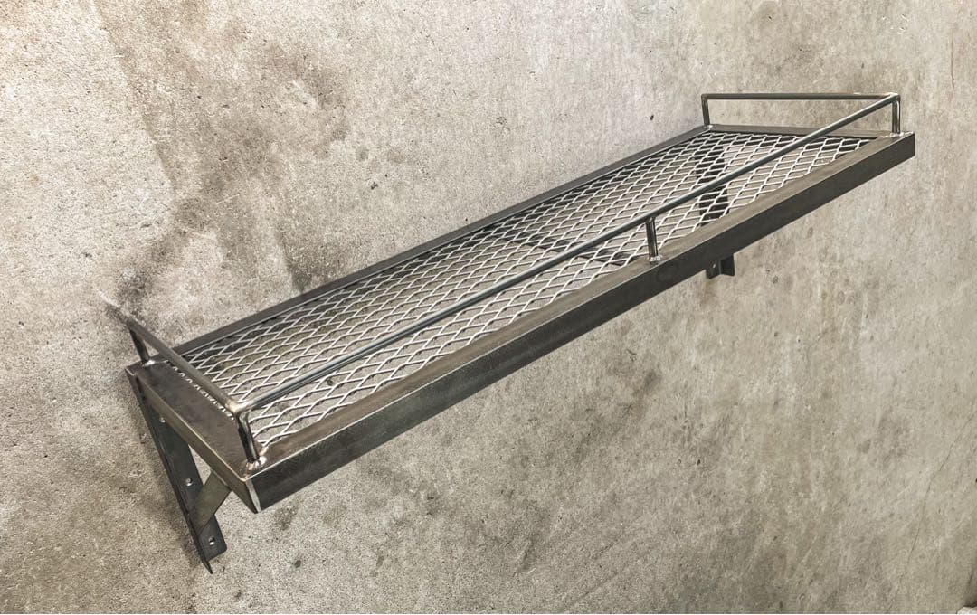 アイアンウォールシェルフＢ［柵付き］　ウォールラック　アイアン家具