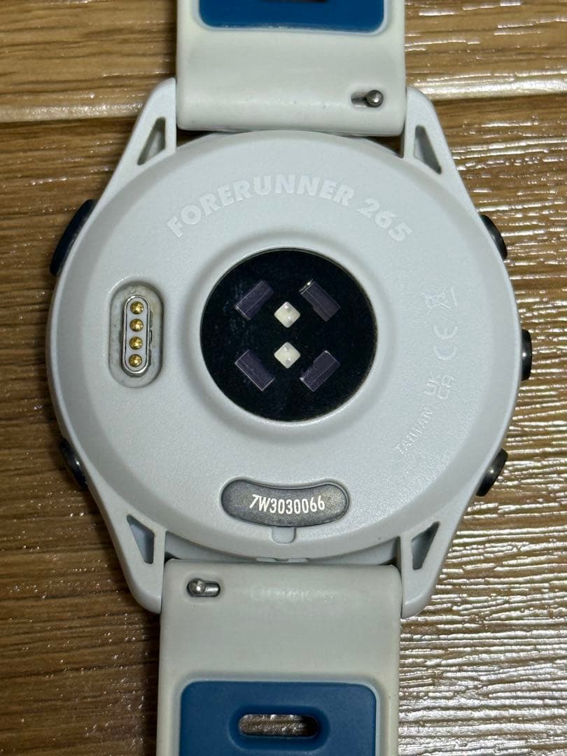 Garmin Forerunner 265　中古Egi Pratama