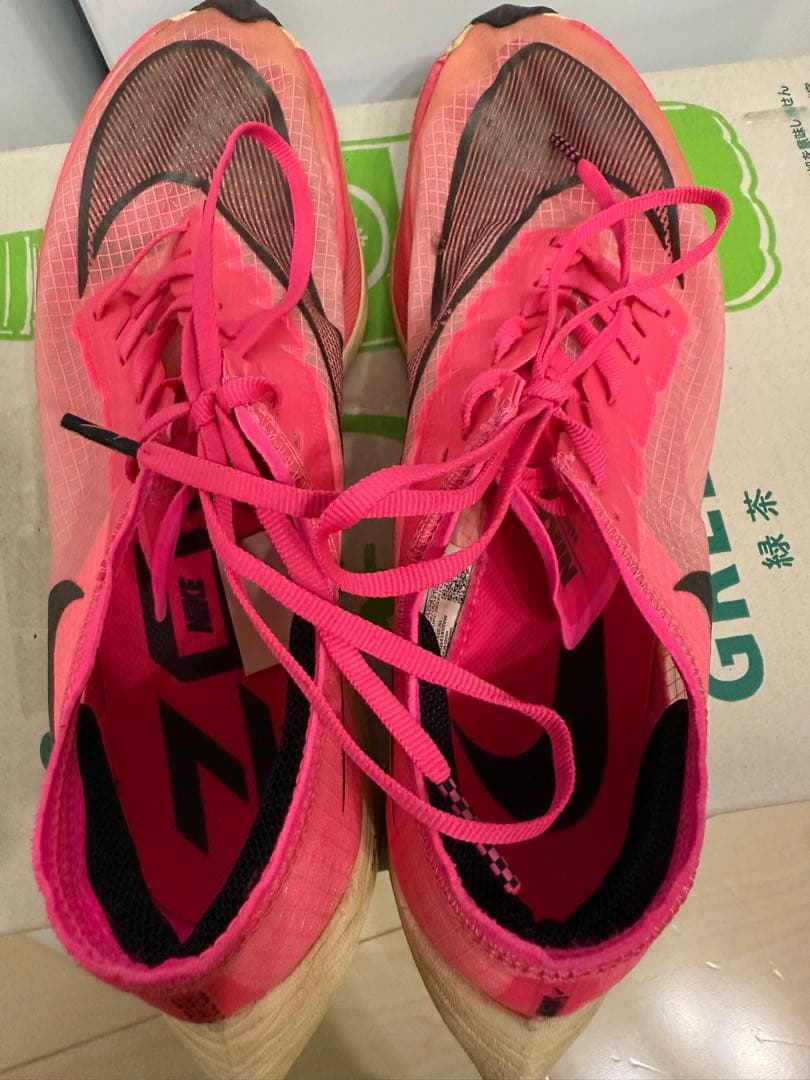 Nike ZoomX ヴェイパーフライNEXT% 初代ヴェイパーフライ 27.5