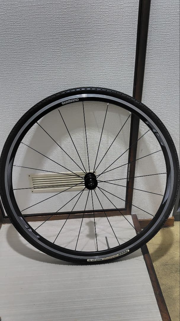 【美品】Shimano 700C WH-RS010 前後+タイヤ　クリンチャー