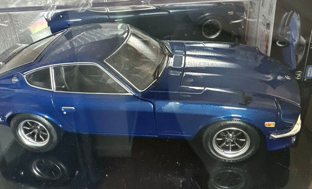 京商1/18 フェアレディ Z-L (S30) メタリックブルートミカ付