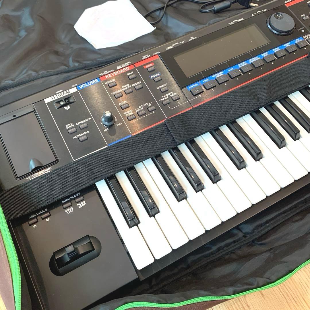 Roland シンセサイザー JUNO-Gi ローランド ケース付　ジャンク