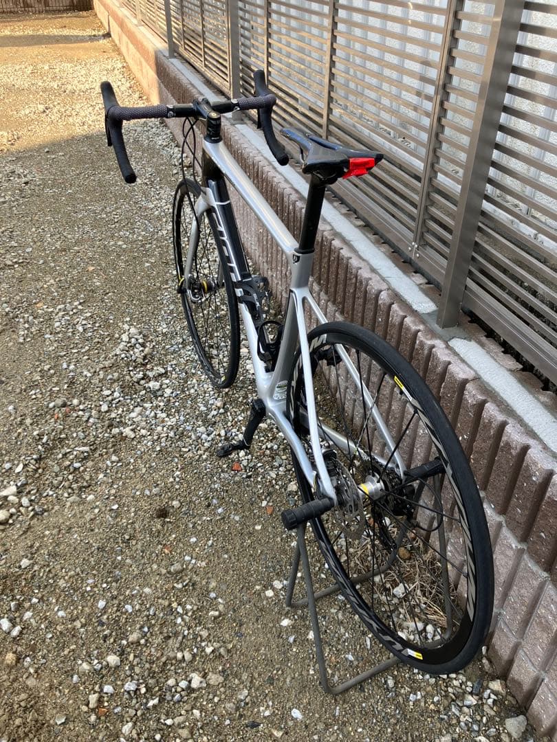 【送料込み価格】Giant ロードバイクDEFY ADVANCED2 Mサイズ