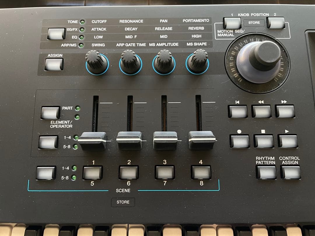 YAMAHA MODX7 シンセサイザー 本体 純正ソフトケース付