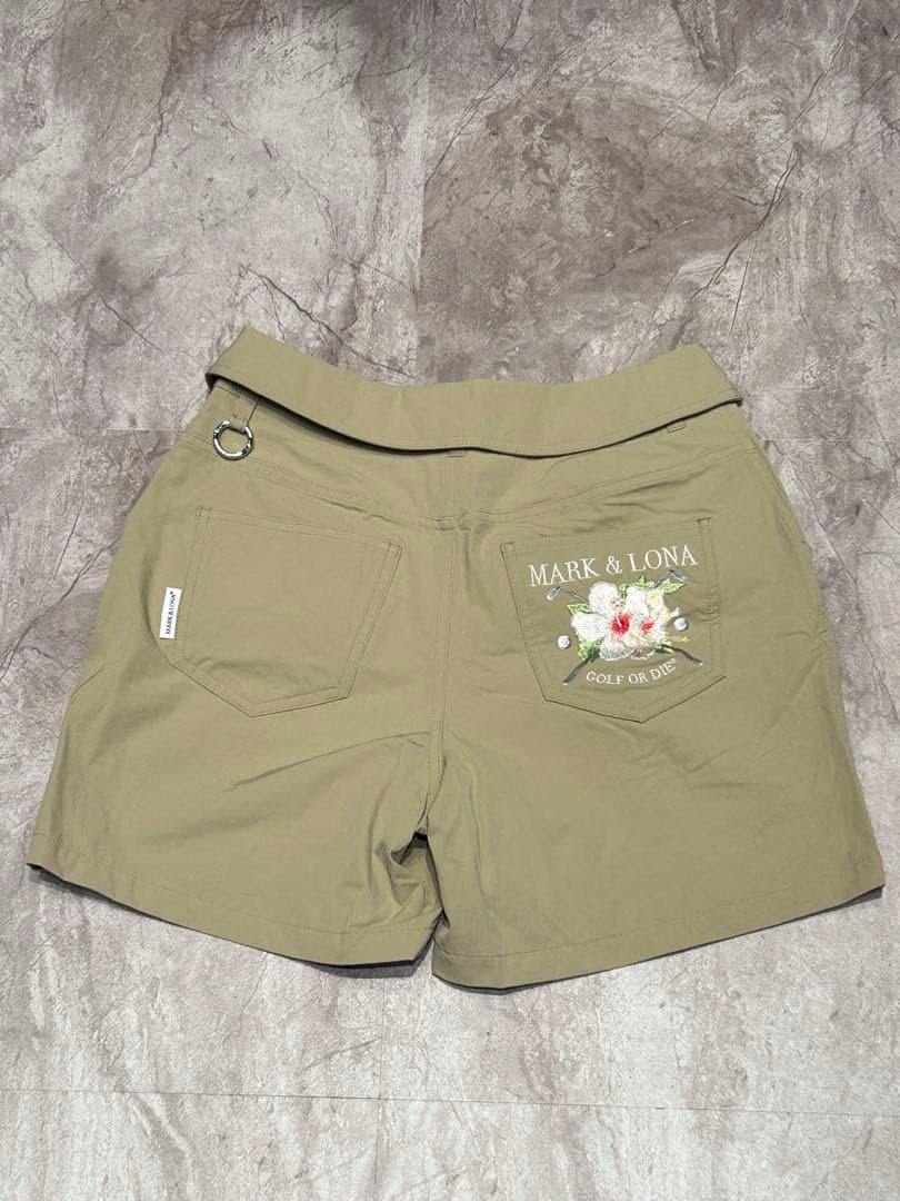 新品未使用品 MARK&LONA ストレッチショートパンツ ベージュ ゴルフ