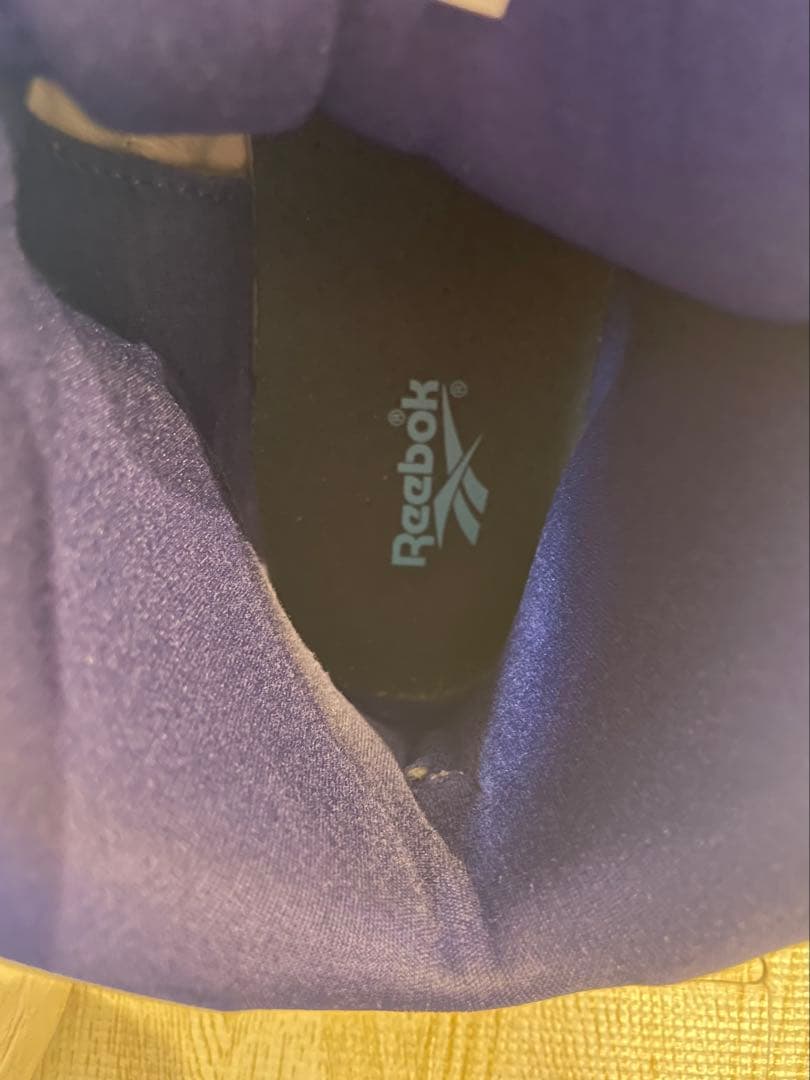 週末大幅値下げ　Reebok バスケットボールシューズQuestion1