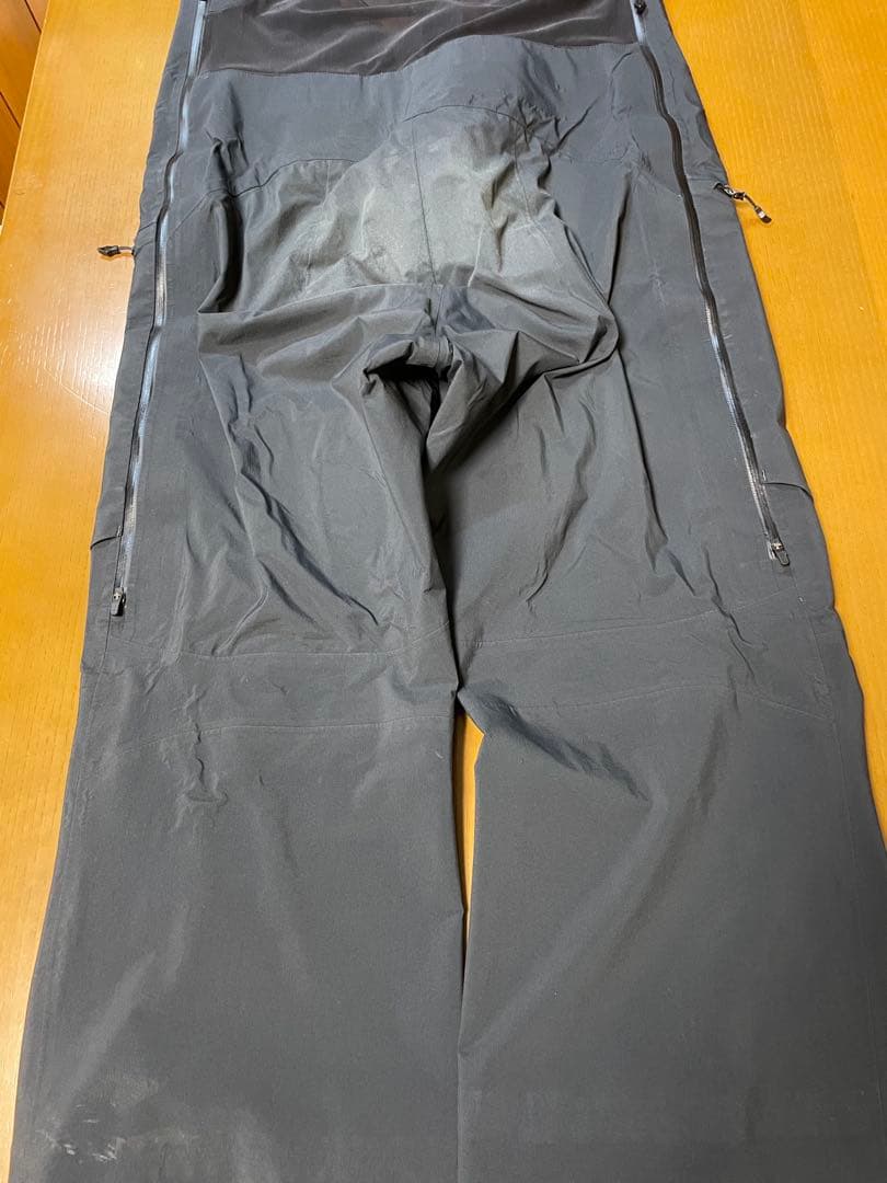 Burton バートンAK457 GORE-TEX PRO ビブパンツ　Mサイズ