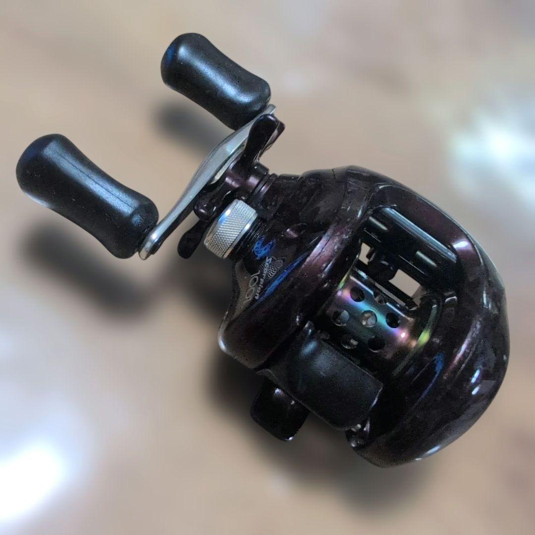 TEAM DAIWA−Z105H(右用) ＆ Scorpion 1001(左用)