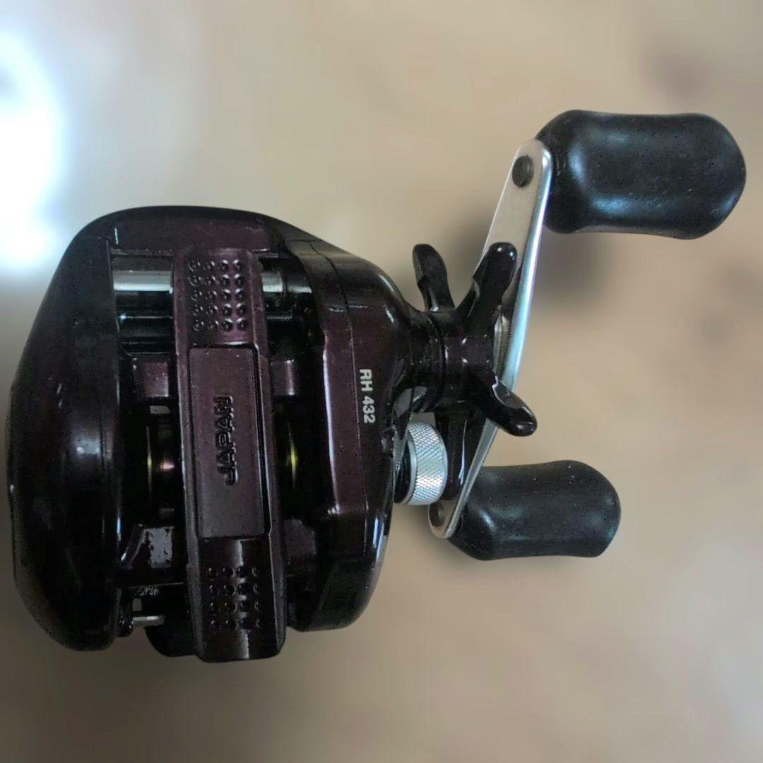 TEAM DAIWA−Z105H(右用) ＆ Scorpion 1001(左用)