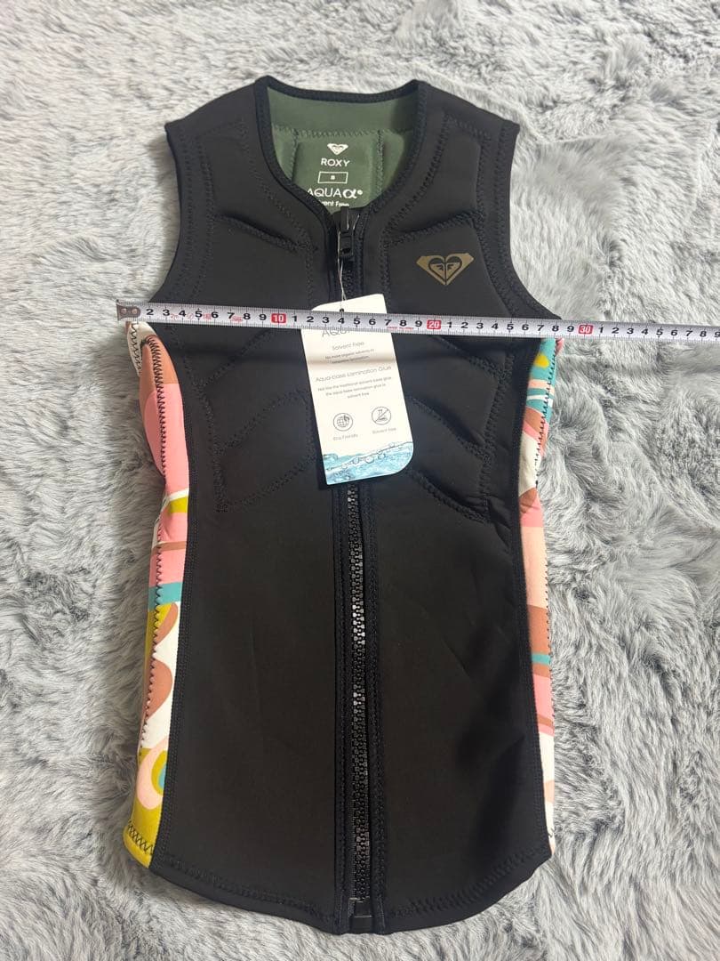 ロキシーROXY ノースリーブウェットスーツベストAQUAα Sサイズ