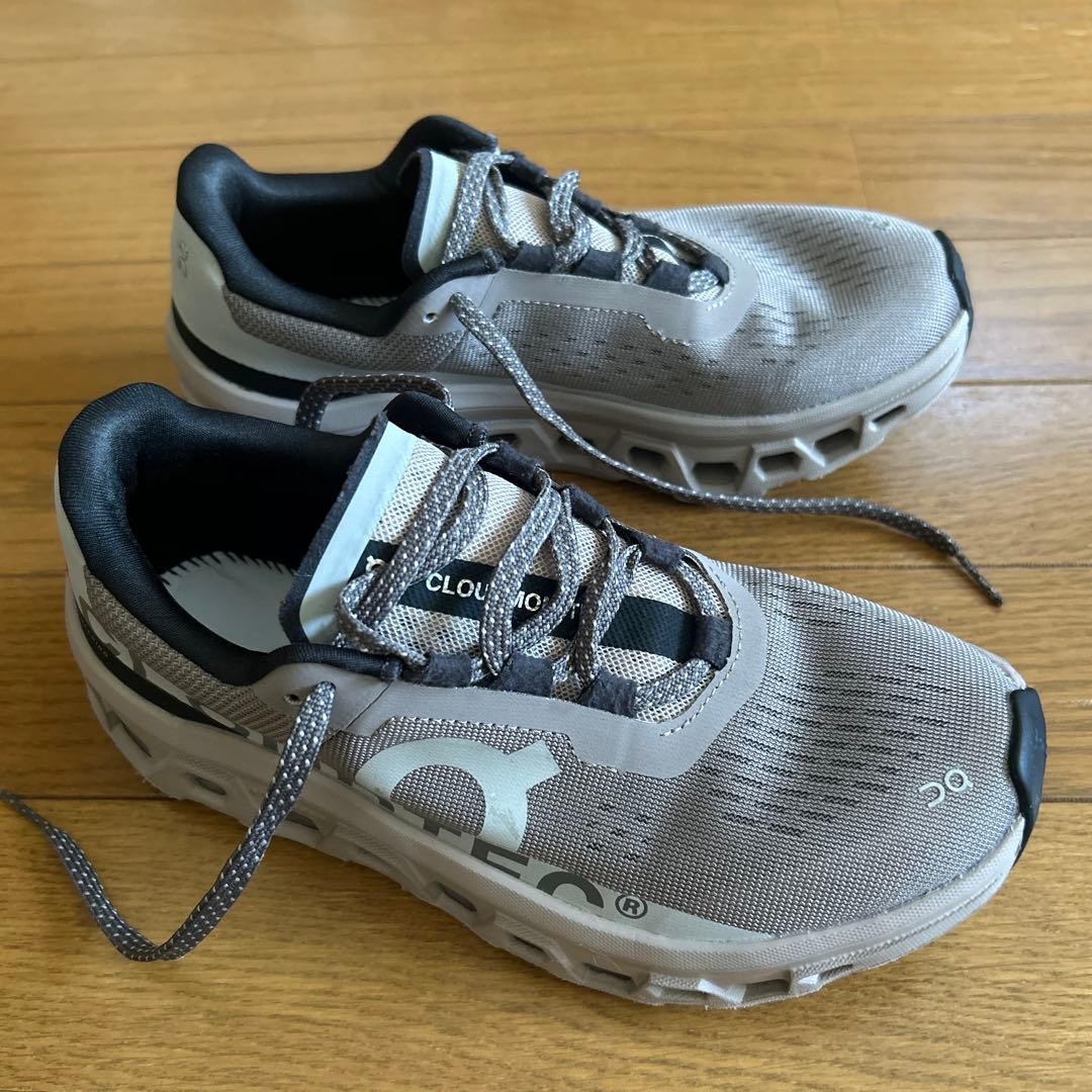 On Cloud monsterランニングシューズ グレー 23.0㎝