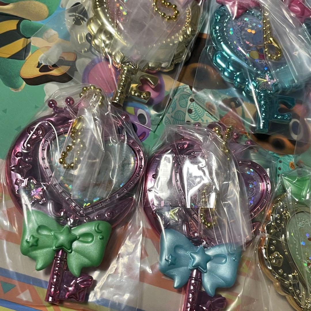 サンリオキャラクターズ きらっとマジカルチャームBiscuit　全１４種
