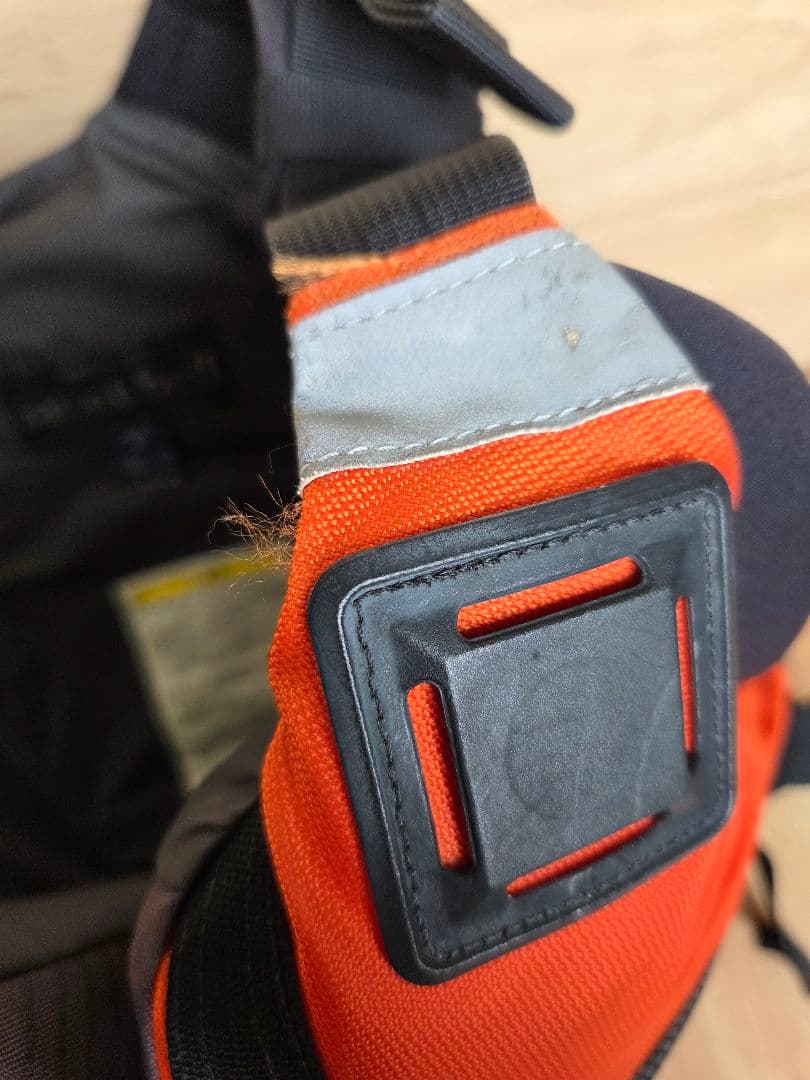 mont-bell ライフジャケット 「リバーランナープロ」　pfd モンベル