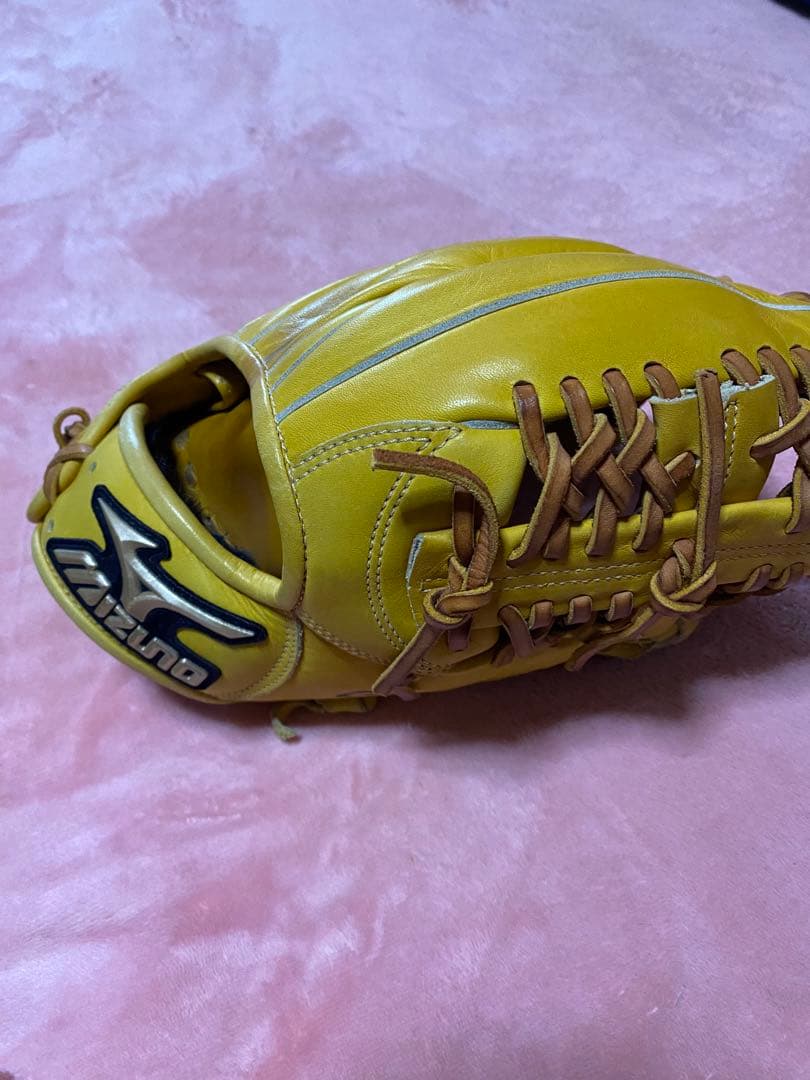 Mizuno Global Elite グローブ イエロー 収納袋付き