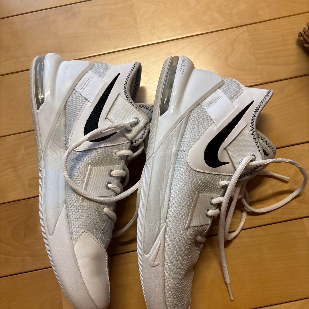 nike エアマックス27.5センチ