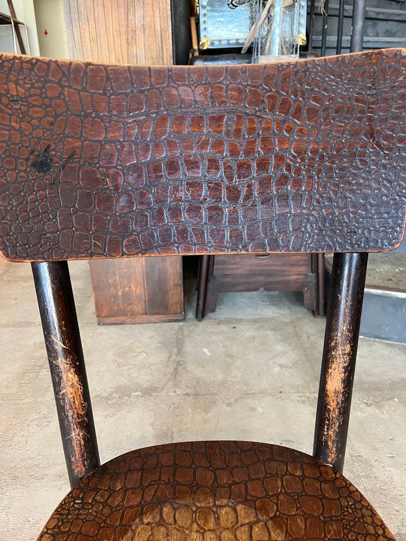 Crocodile Bentwood Chairクロコダイル　ベントウッド