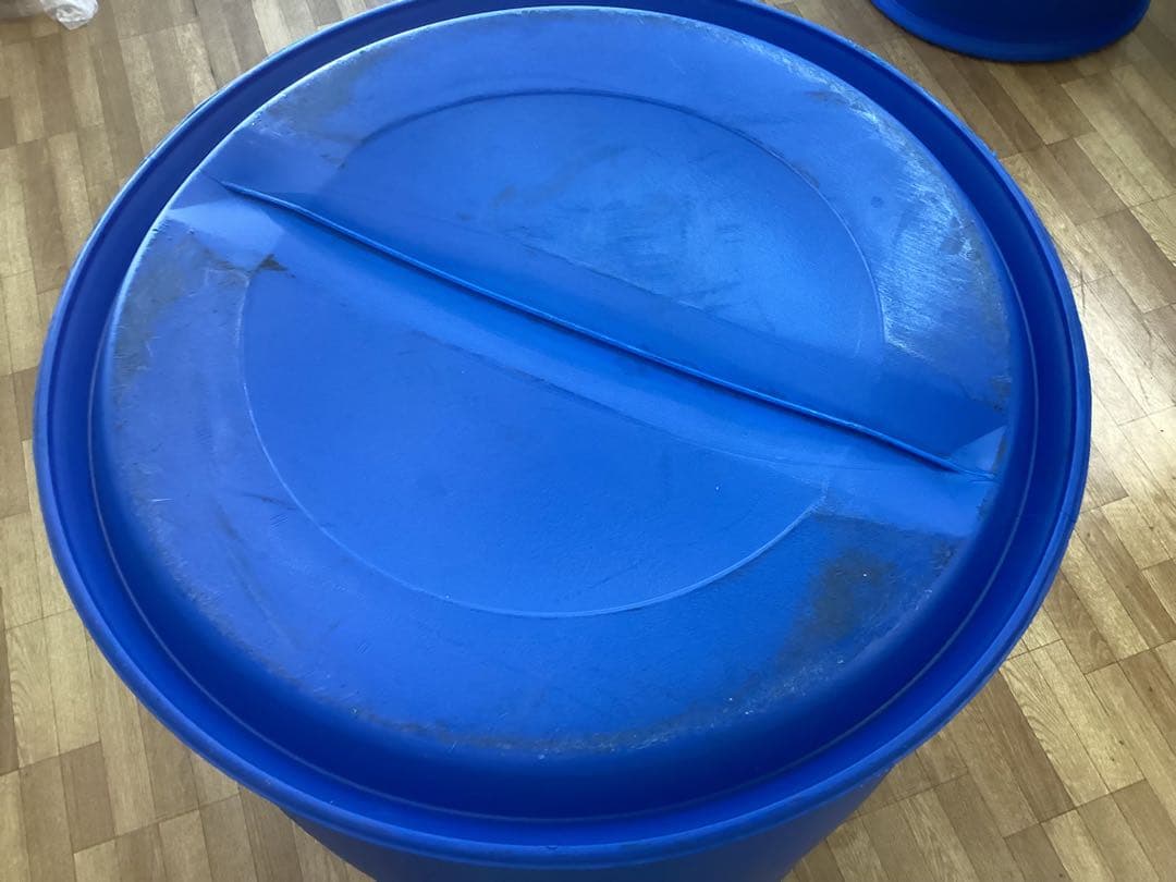 130プラスチックドラム　ポリタンク　オープンタイプ　200ℓ＋60ℓ 送料込み