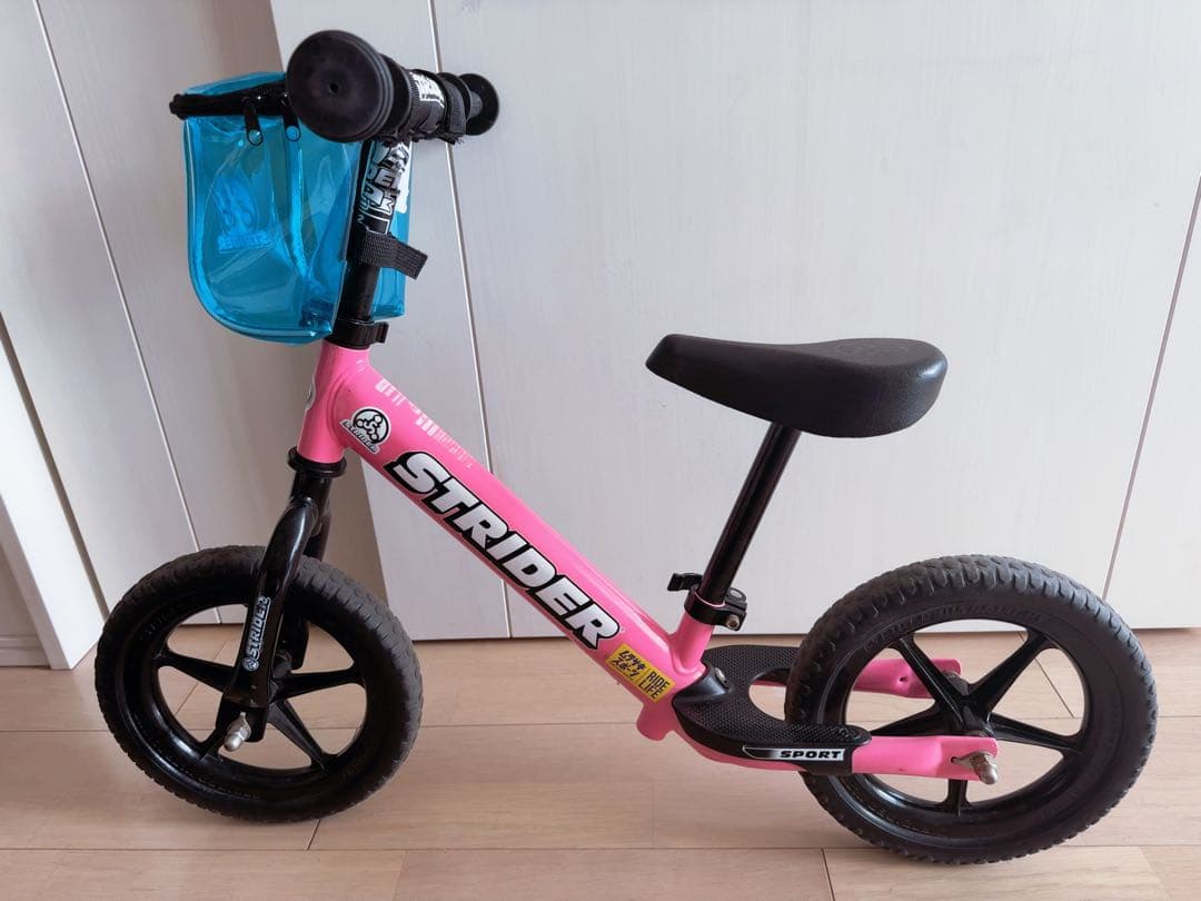 ストライダー日本正規品 STRIDER ストライダー スポーツモデル 12インチ
