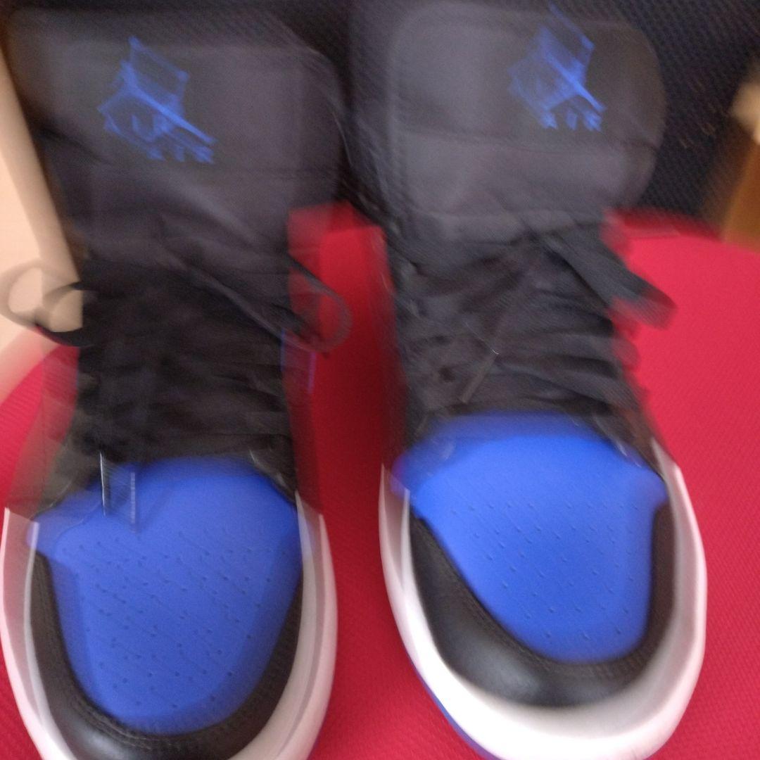 NIKEエアジョーダン1 MID ブラック／ブルー