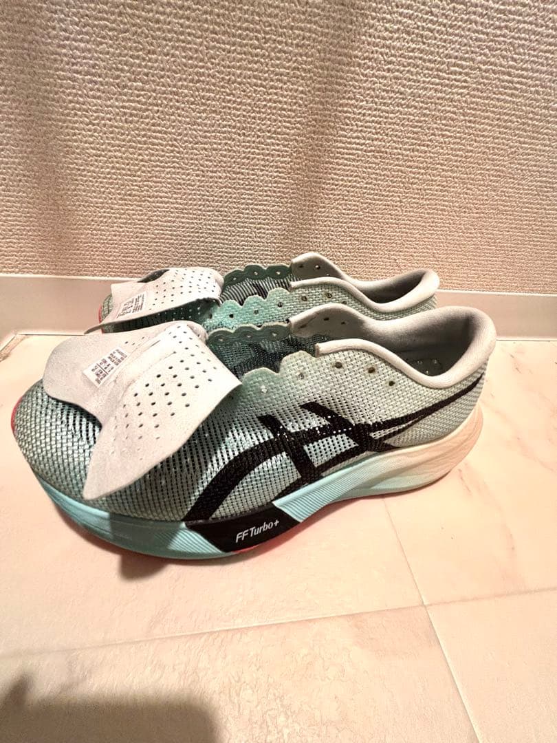 【値下げ】3/25まで　ASICS メタスピード スカイ パリ 25.5cm