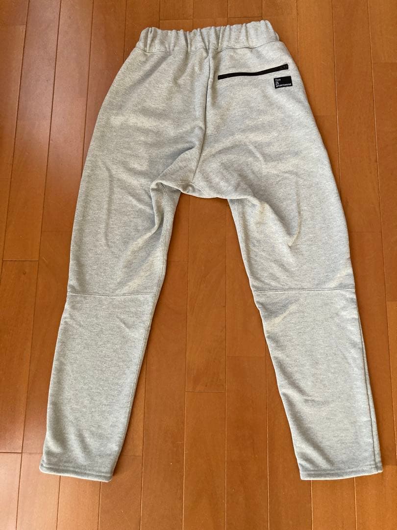 This is my sportswear ランニングスエットパンツ V3