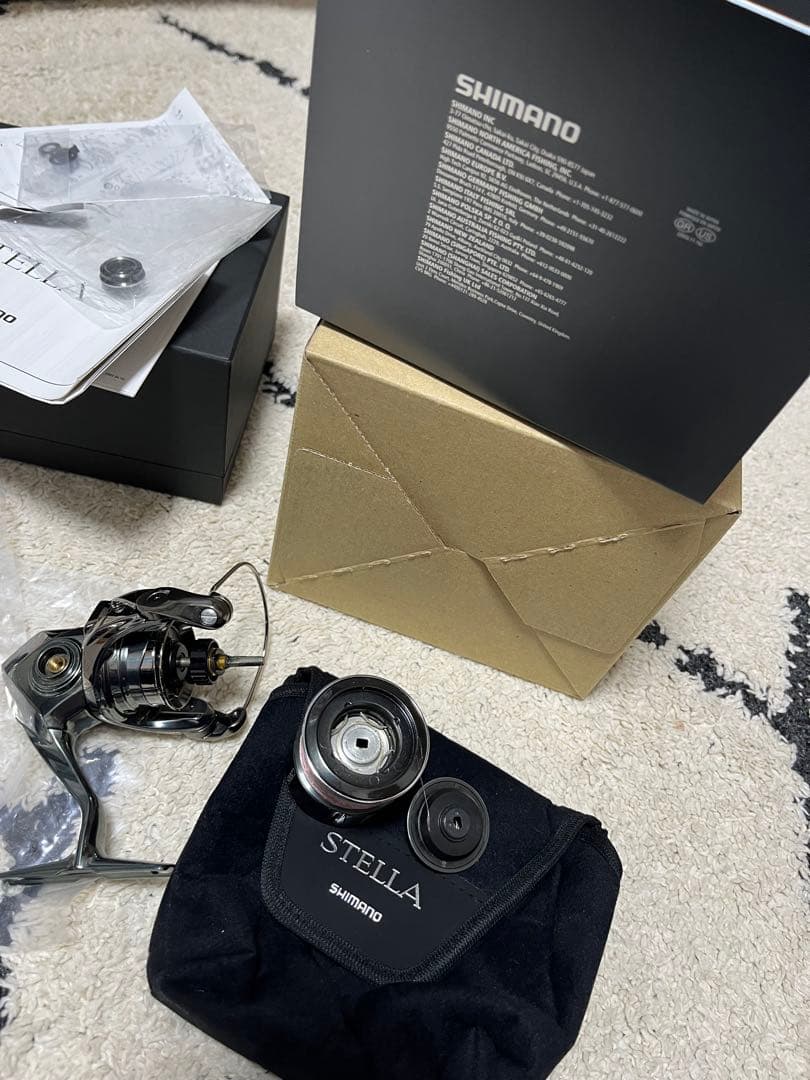シマノ22ステラC2500S美品SHIMANO STELLA夢屋スタンド付き