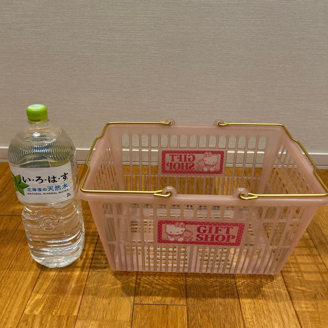 サンリオ　ギフトショップ カゴ　非売品