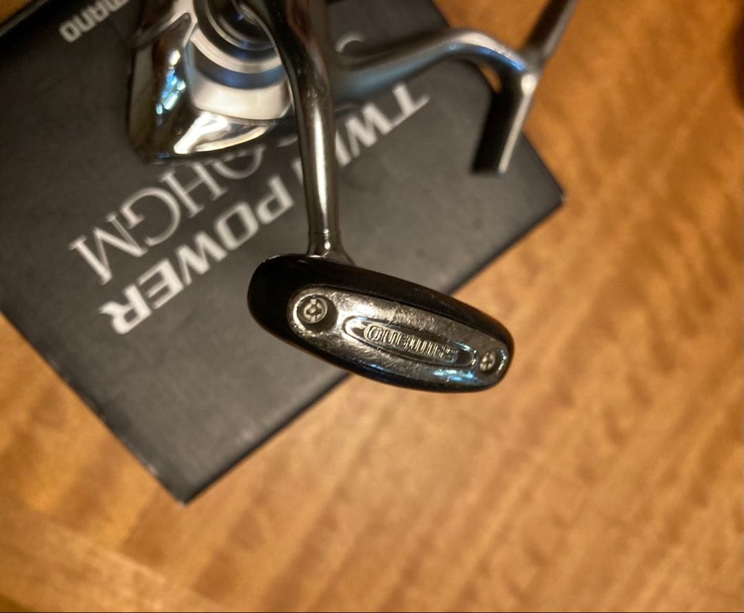 SHIMANO TWIN POWER 3000HGM スピニングリール