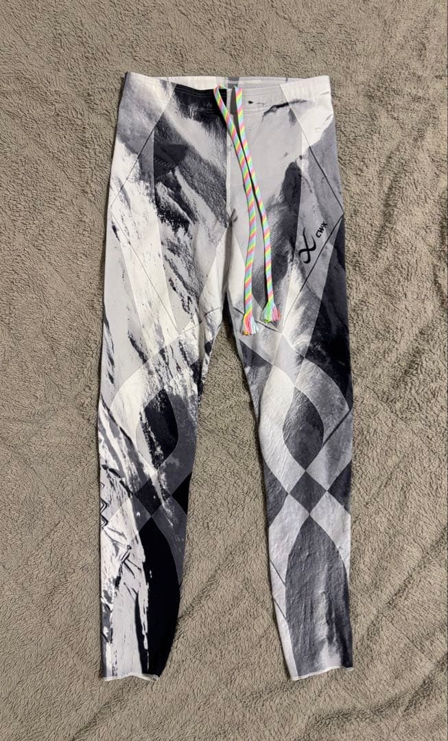 美品！ワコール CW-X 富士山モデル ジェネレーターレボリューションタイツL