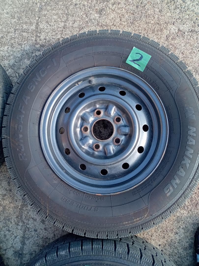 スタッドレスタイヤ ナンカン185 R 14 C4本セット中古