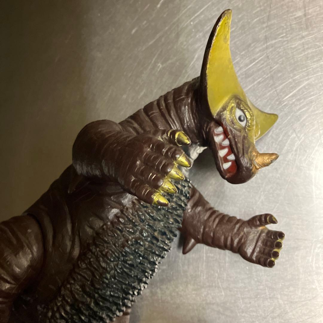 怪獣ゴモラ　大型ソフビ　レトロ