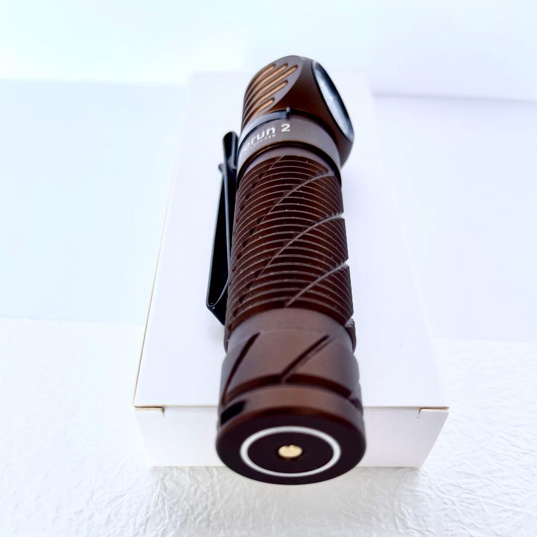 【新品同様】Olight Perun 2 LEDヘッドライト 最大2,500lm