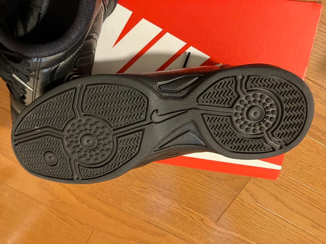 Nike ナイキ　トータル90 フットサルスニーカー