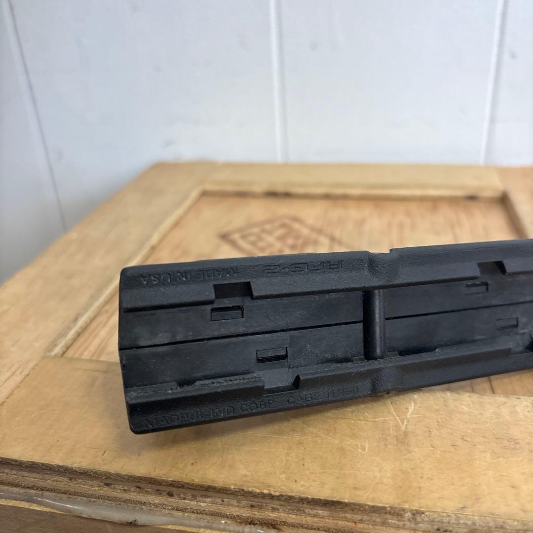 米軍　USA製 MAGPUL マグプル　アングルフォアグリップ AFG−2