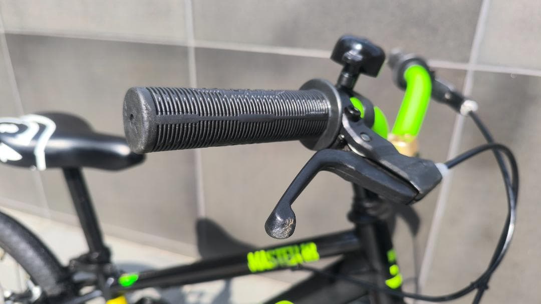 d-bike Master III 18インチ BK / GR 子供用自転車