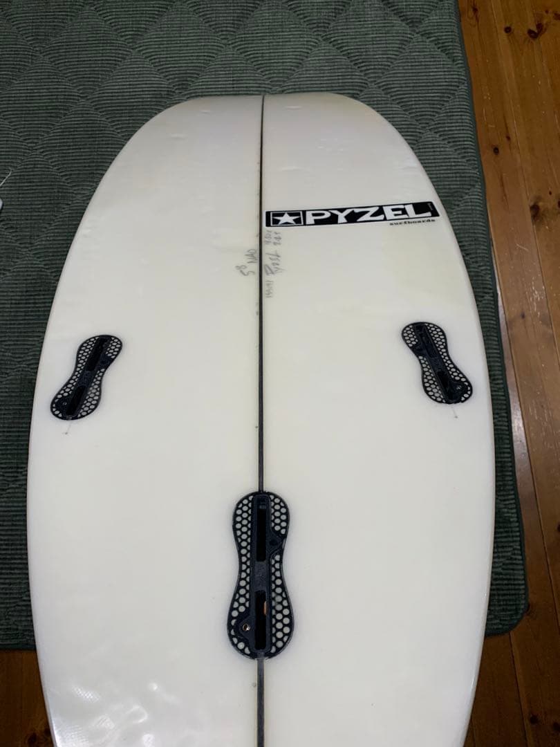PYZEL SLAB ショートボード