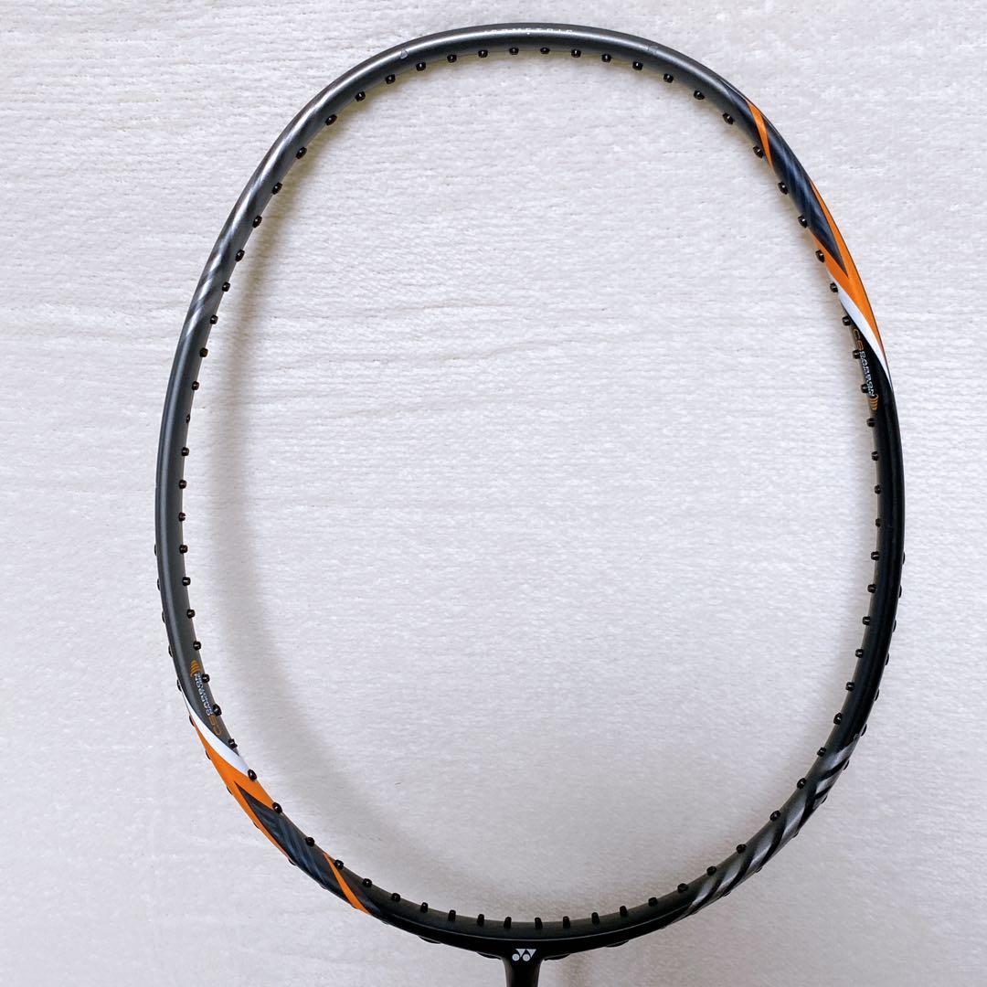 美品　YONEX　ARCSABER 2i　アークセイバー2i　3UG5　ガット無