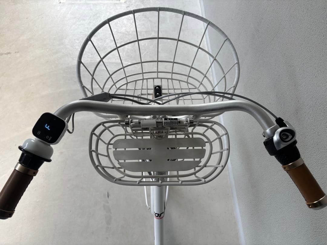 良品　ブリヂストン 電動自転車　BRIDGESTONE イルミオ