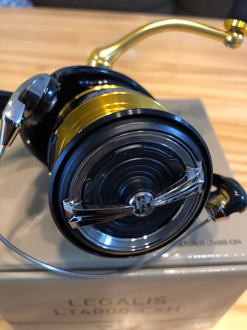 LEGALIS LT4000-CXH スピニングリール