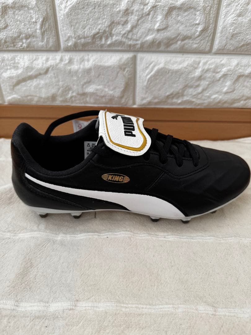 PUMA KING ブラック サッカーシューズ