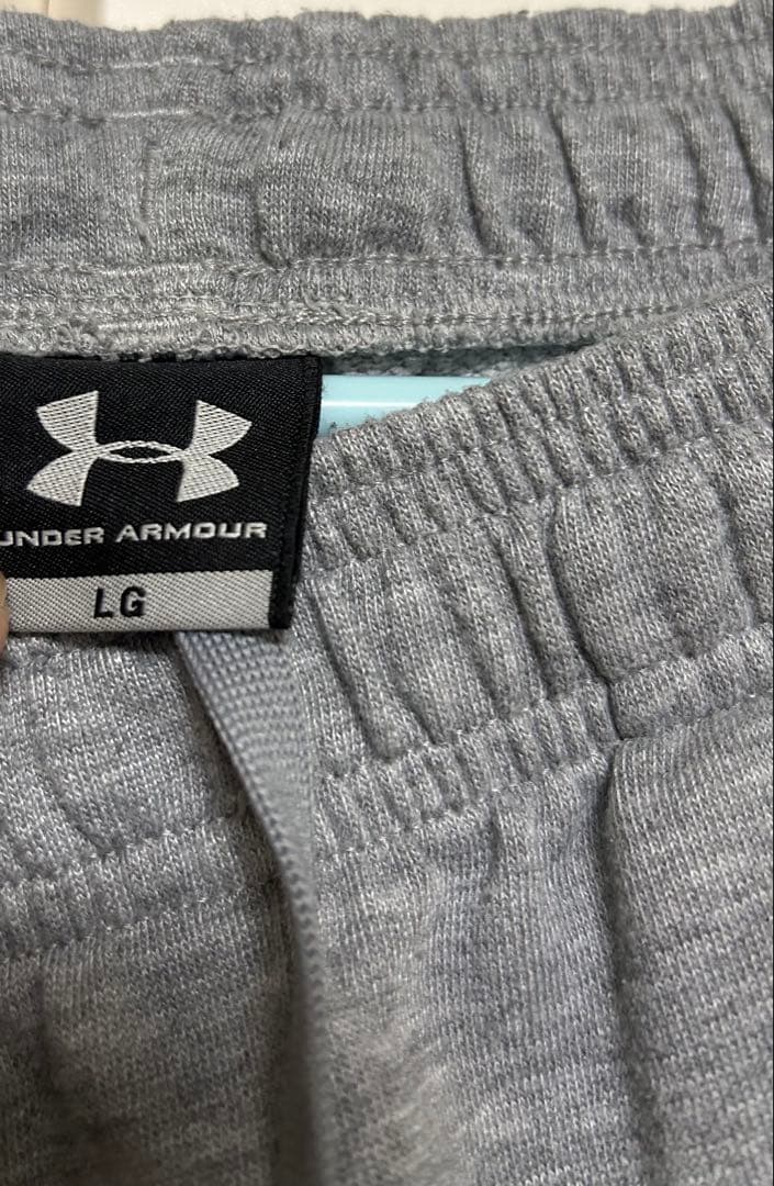 under armour ジャージセットアップ　グレー LG