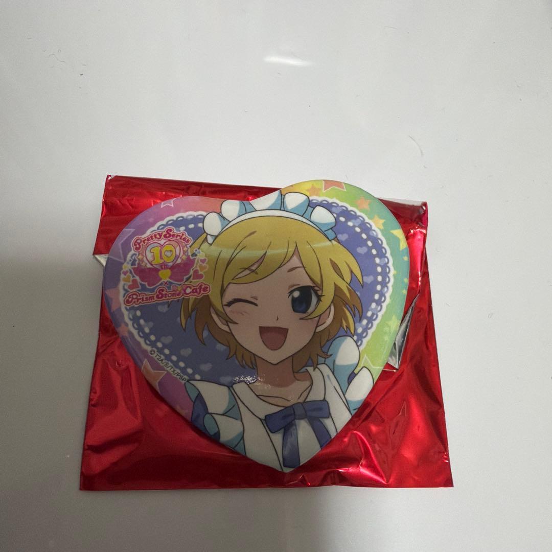プリティーシリーズ10周年×プリズムストーンカフェ等身ハート缶バッジ みおん