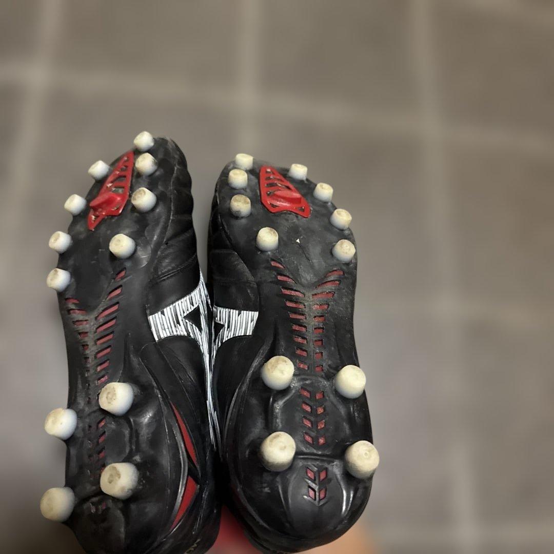 Mizuno Morelia Neo サッカーシューズ 黒/赤