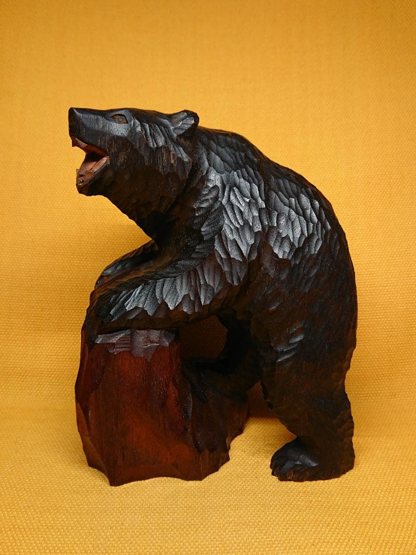 くま　熊　木彫　オブジェ　置物　インテリア　工芸品　美術品　A2891