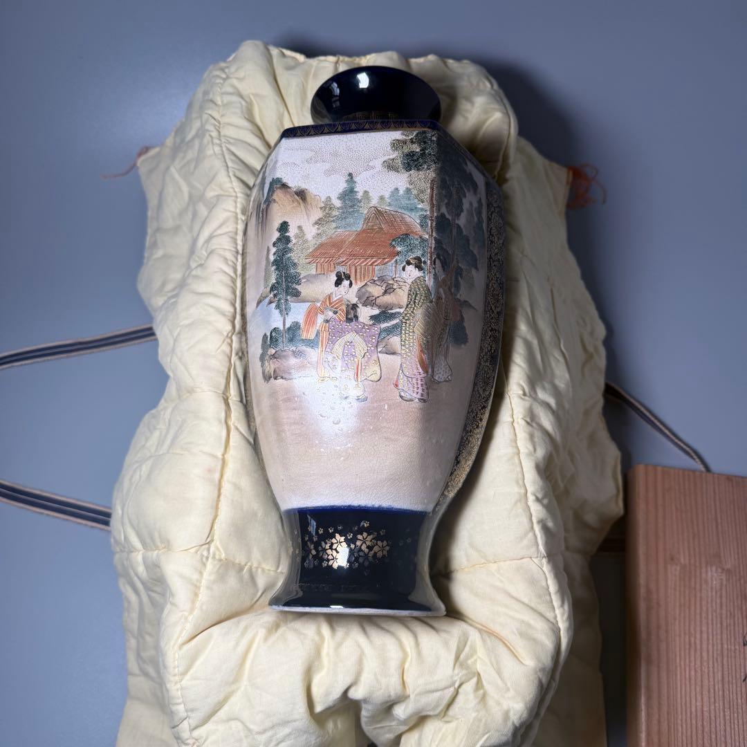 幕末〜明治期　瑠璃薩摩　美人図六角花瓶　共箱　蒐集家　豪商旧蔵品　高30.8cm