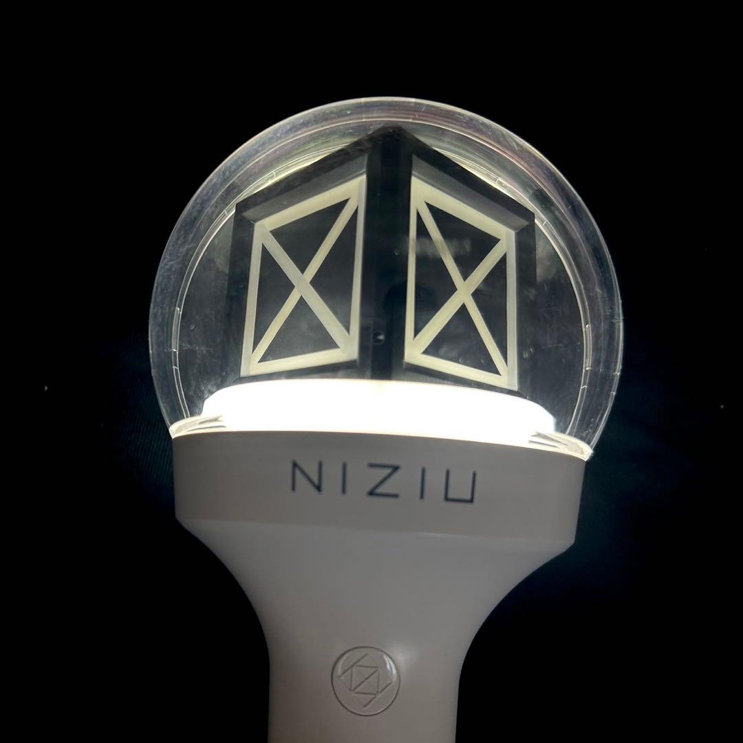 NiziU 公式ペンライト ホワイト