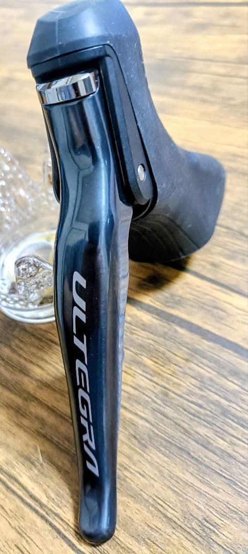【極美品】シマノ ULTEGRA Di2 ST-R8070 油圧ブレーキSTI右