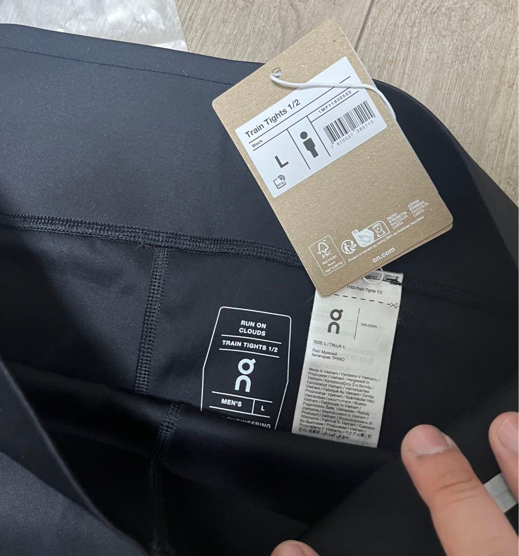 新品未使用　On train tights1/2 ブラック　L