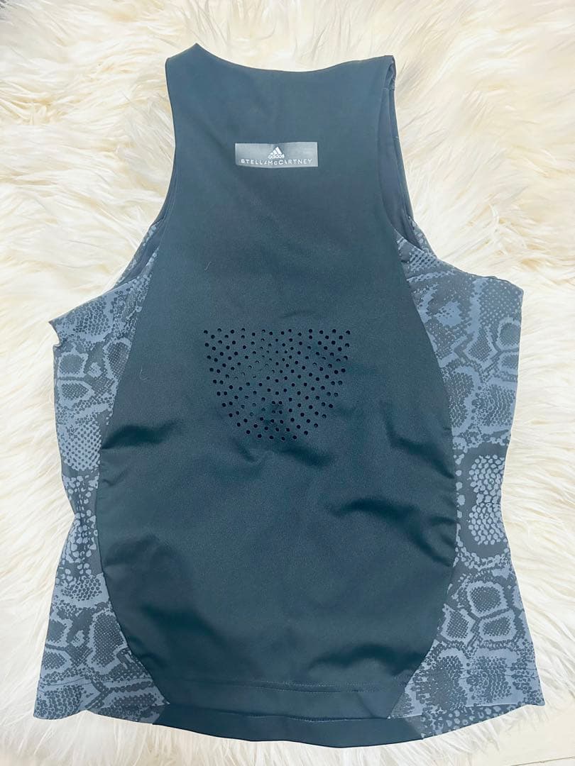 adidas by Stella McCartney ハーフジップ タンクトップ